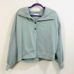 Light Sage PulloverSnap-Button Collar Sweatshirt